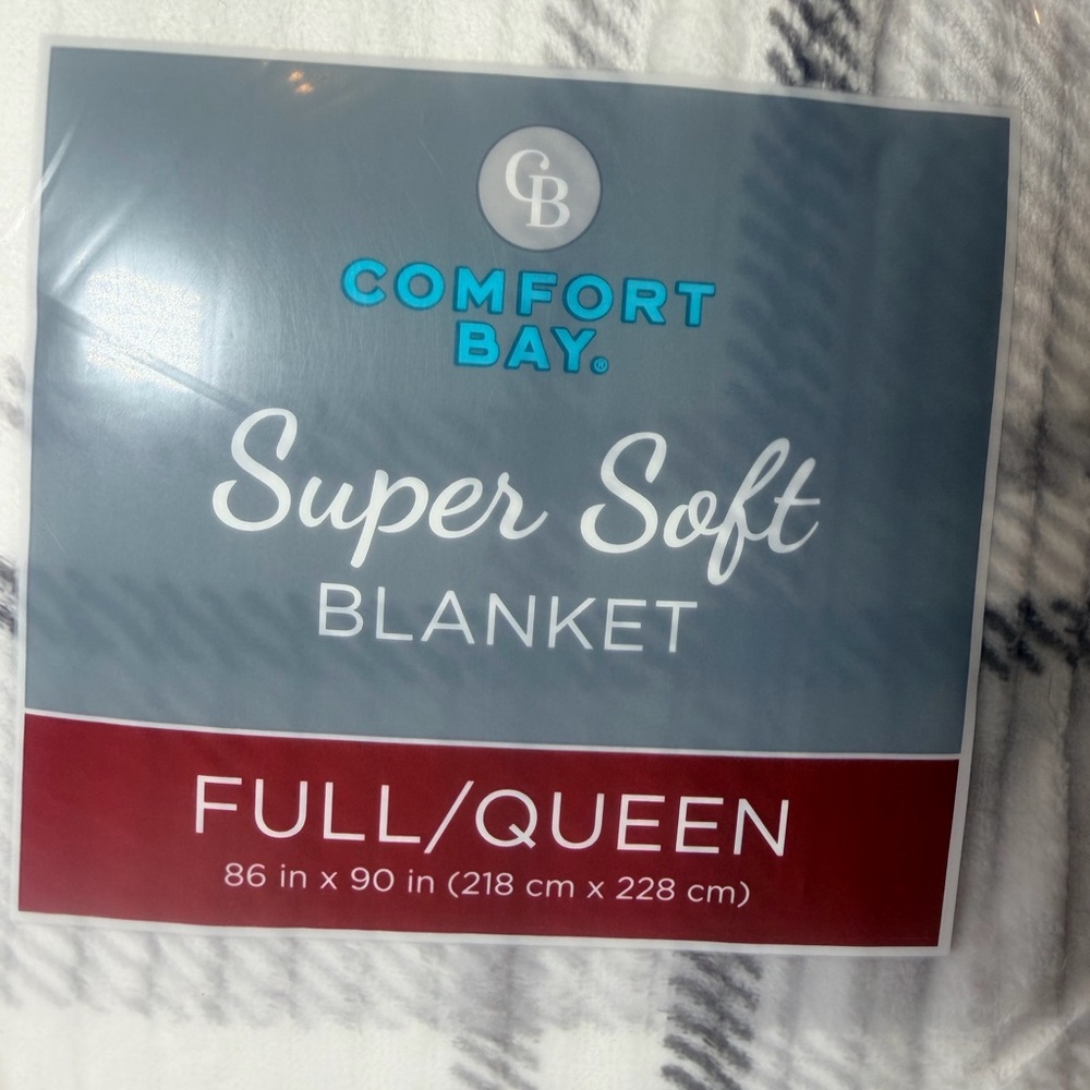 Full/Queen Size Blanket - Picture 2 of 4